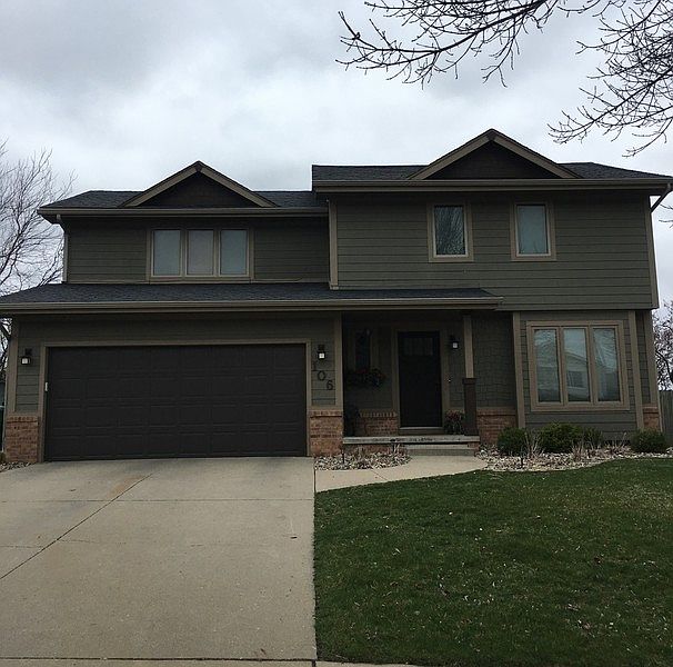1st image of 106 SW Countrywood Ln