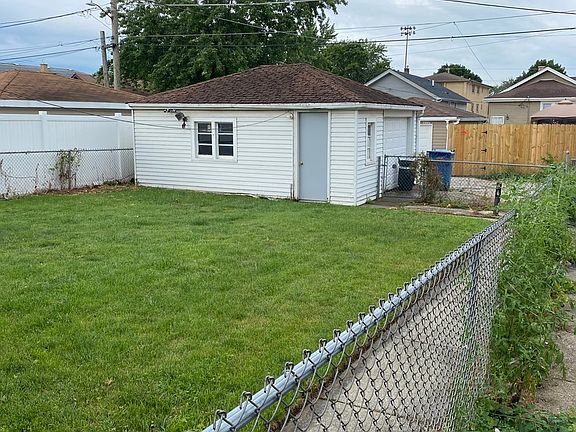 3rd image of 1740 N 14th Ave