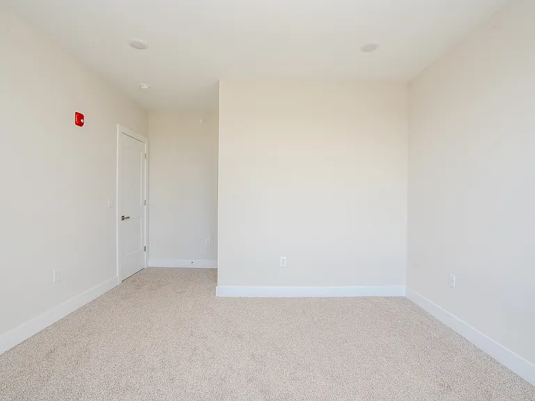 112 Village Dr #112 — Photo 21