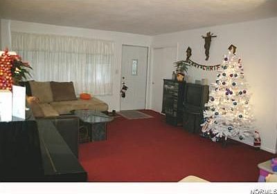 3rd image of 6237 Colebrook Dr