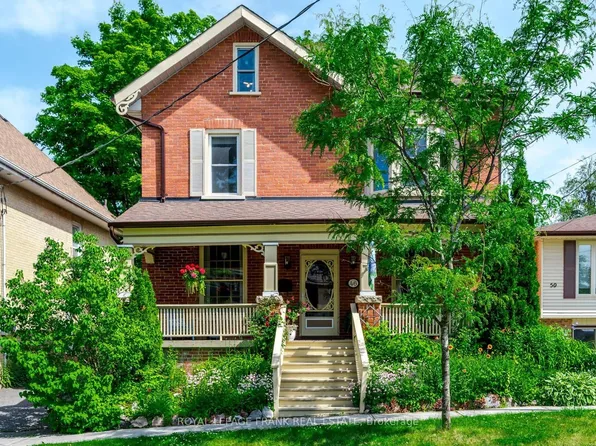 46 Sophia St, Peterborough, ON K9H 1E1