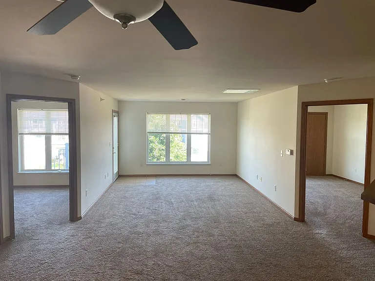Door Creek Apartments — Photo 17