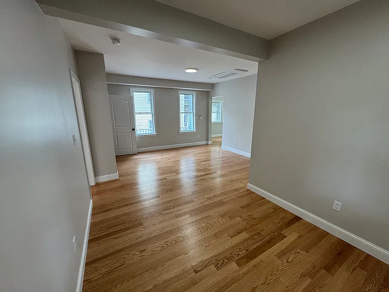 36 Gould St — Photo 9