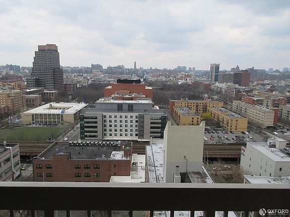 4th image of 1990 Lexington Ave APT 23F