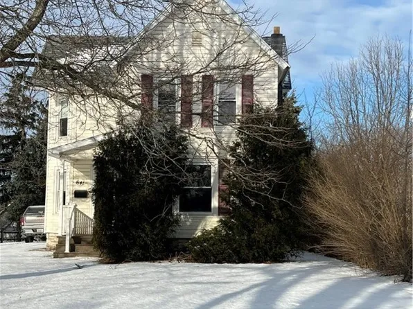 641 Thompson St, Watertown, NY 13601