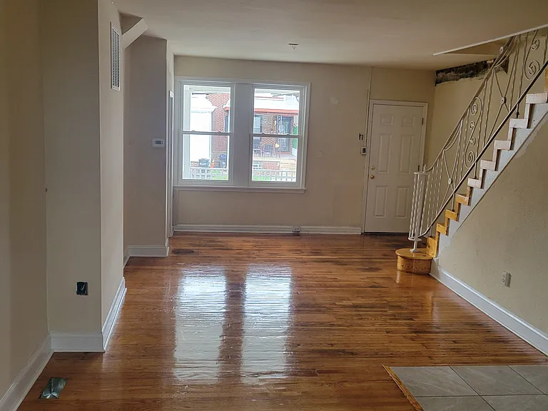 4602 Hurley St — Photo 5