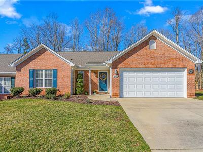 3743 Tartan Ln, Burlington, NC, 27215