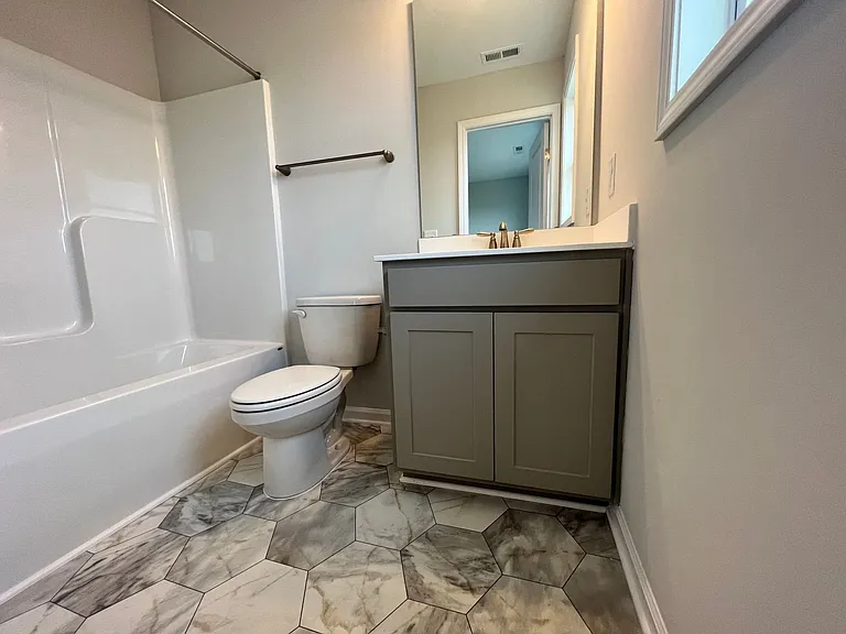 171 Spirea Dr — Photo 6