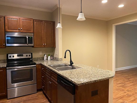 2nd image of 6617 Covington Villas Ln
