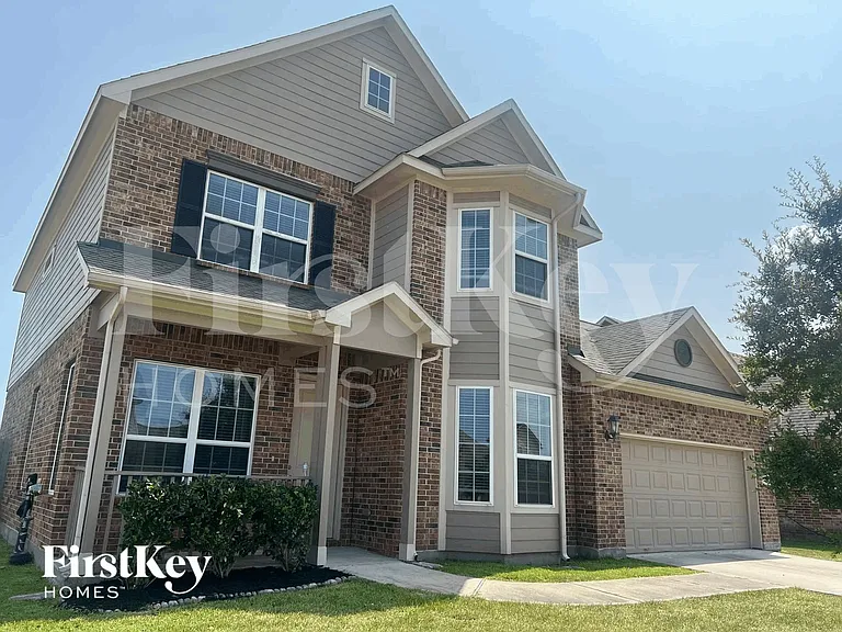 3219 Walden Breeze Ct — Photo 1