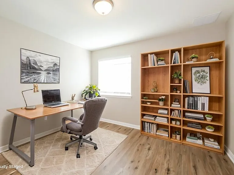 415 N Heatherwilde Blvd — Photo 17