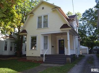 715 W Douglas Ave, Jacksonville, IL