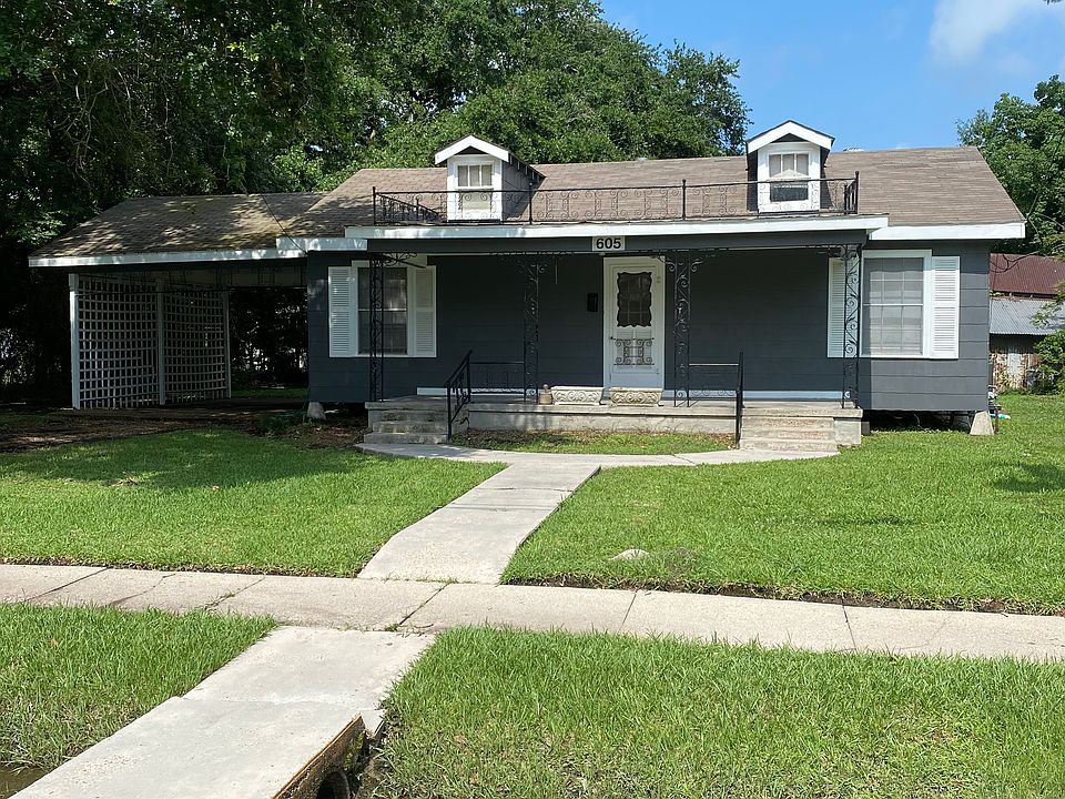 1st image of 605 Chappuis Ave