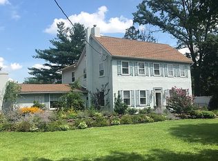 1409 W Park Ave, Perkasie, PA 18944