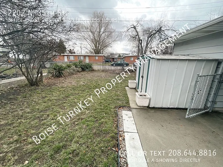 2202 N 35th St — Photo 17