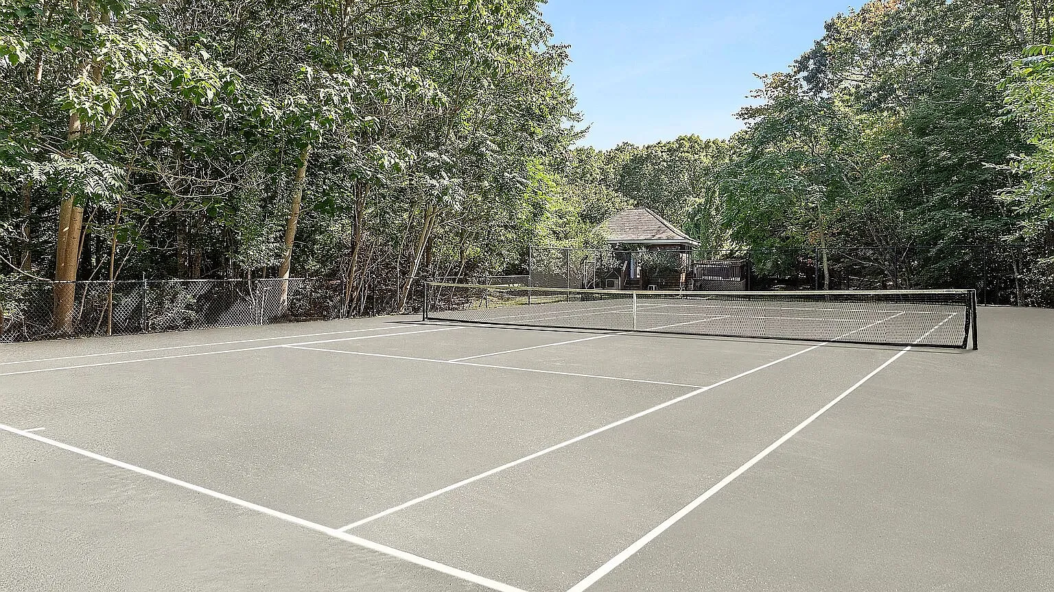 Expansive Sag Harbor Estate with Pool, Tennis, Hot Tub — Photo 3
