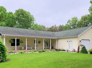 923 W Jenks Rd, Fenwick, MI 48834