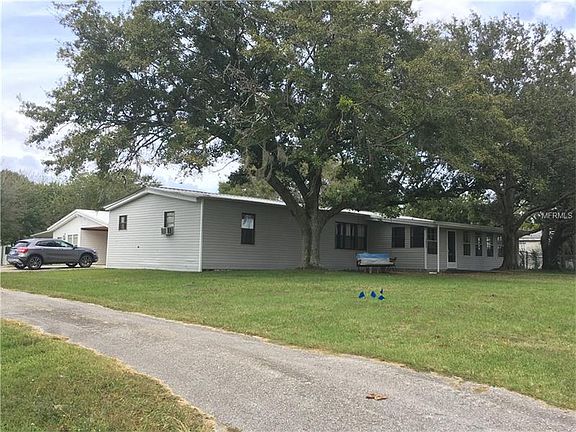 3rd image of 2441 Dawn Heights Dr