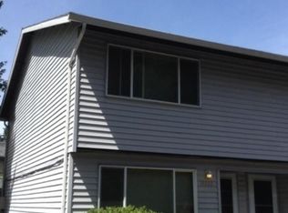 19226 SE River Rd, Milwaukie, OR 97267