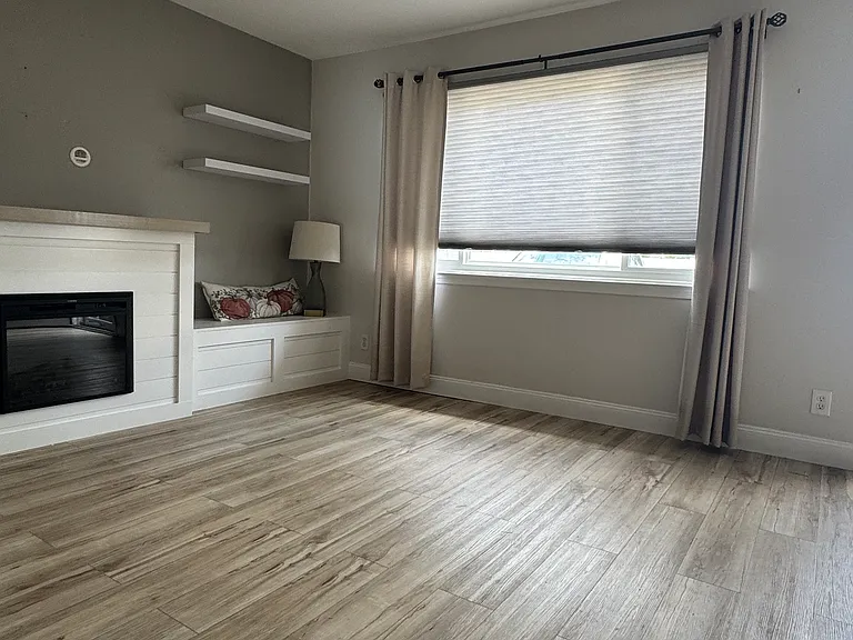 1535 Irene St — Photo 3