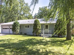 2946 Edgerton St, Little Canada, MN 55117