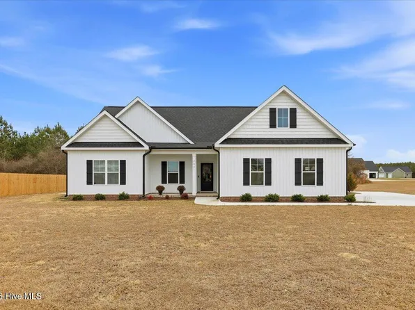 204 Fitzgerald Drive, Pikeville, NC 27863