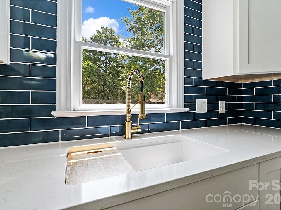 1st image of 690 Knighton Hill Rd