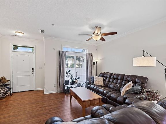 5th image of 1105 Rivers Arch