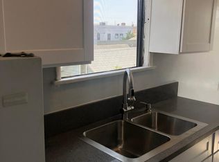 1440 W Jefferson Blvd, Los Angeles, CA 90007