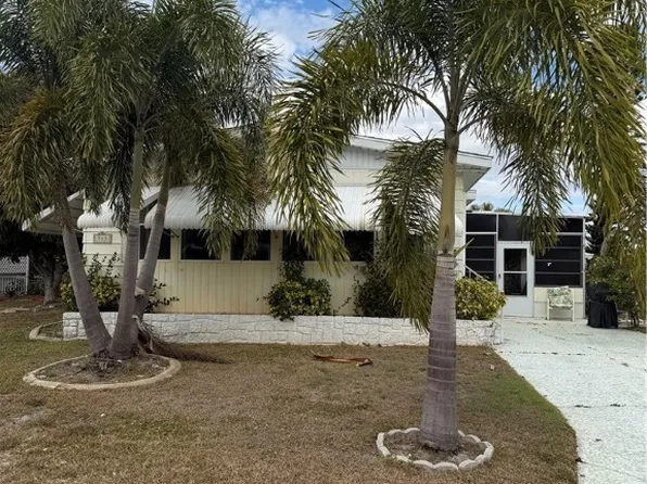 513 Timber Ln S, North Fort Myers, FL 33917