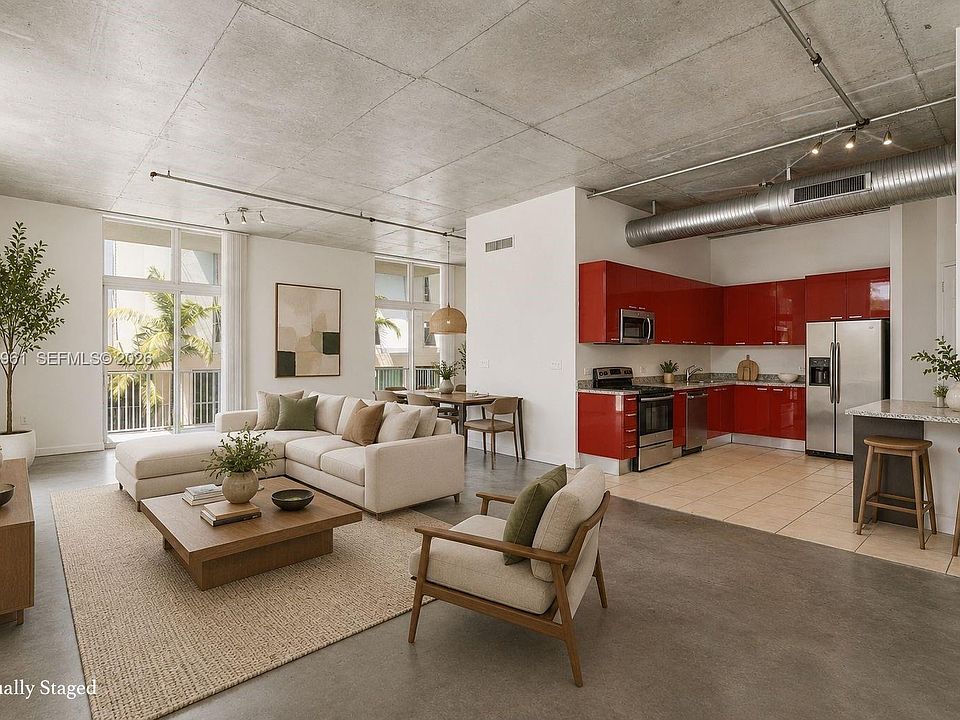 1st image of 2100 Van Buren St APT 319