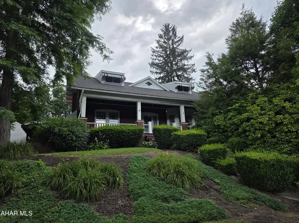 315 Washington Ave, Tyrone, PA 16686