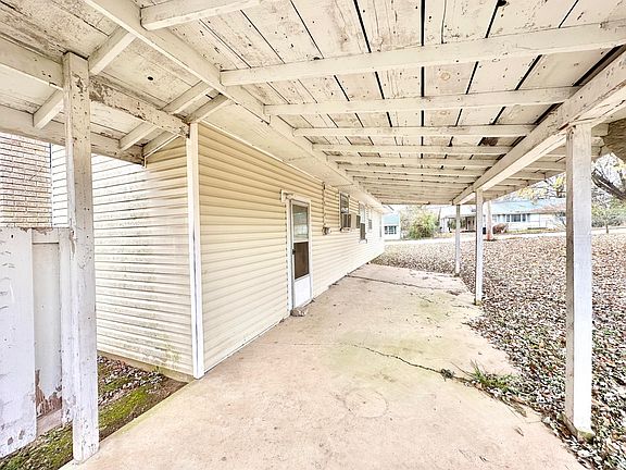 3rd image of 16 Burgoyne Street