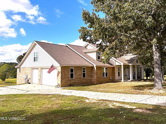 3rd image of 67 N Highlands Dr