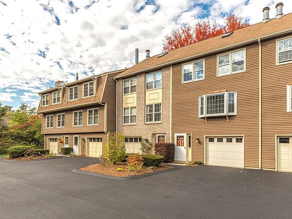 3rd image of 77 Heritage Dr