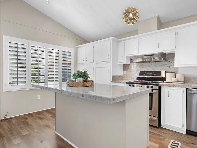 74647 Azurite Cir E — Photo 11