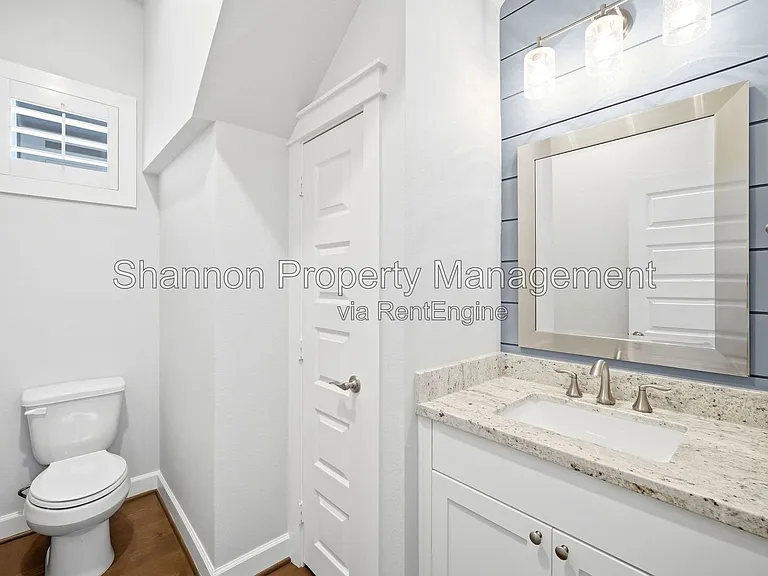 4208 Koehler St #A — Photo 15