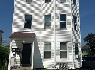 82 Fox St, Worcester, MA 01604