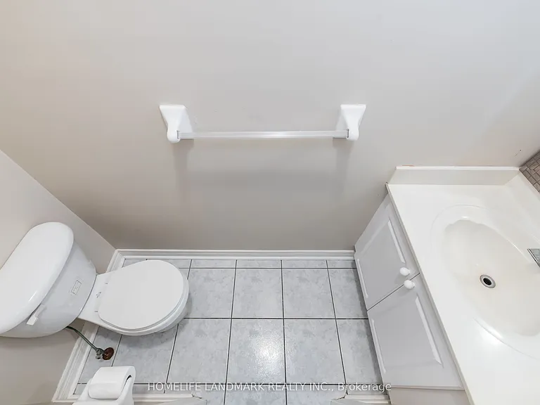 97 Annina Cres — Photo 9