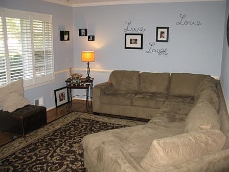 3rd image of 6428 Westerly Way
