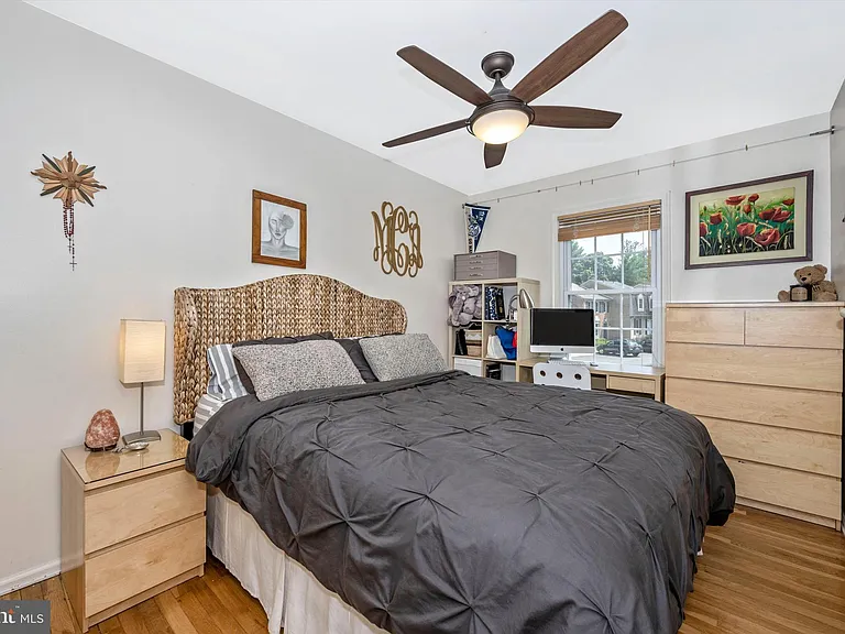 6402 Montrose Rd — Photo 26