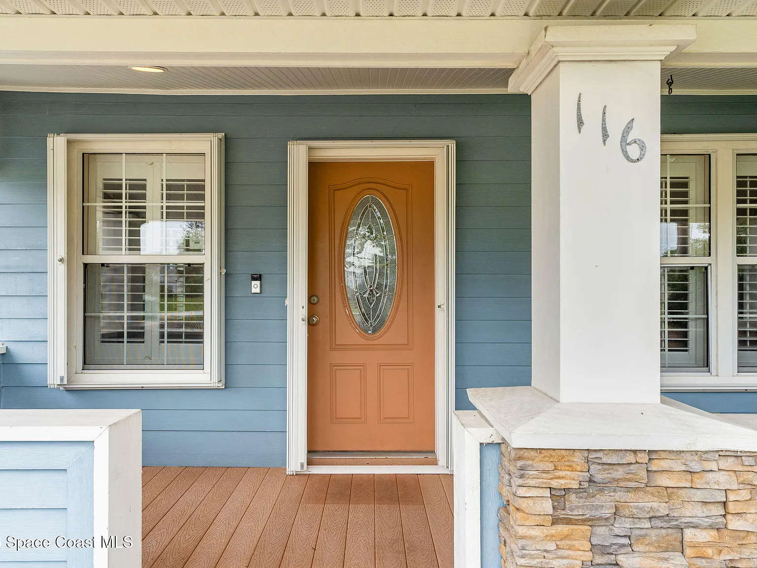 3 bed, 2.0 bath, 1566 sqft, $2,700 — Photo 4