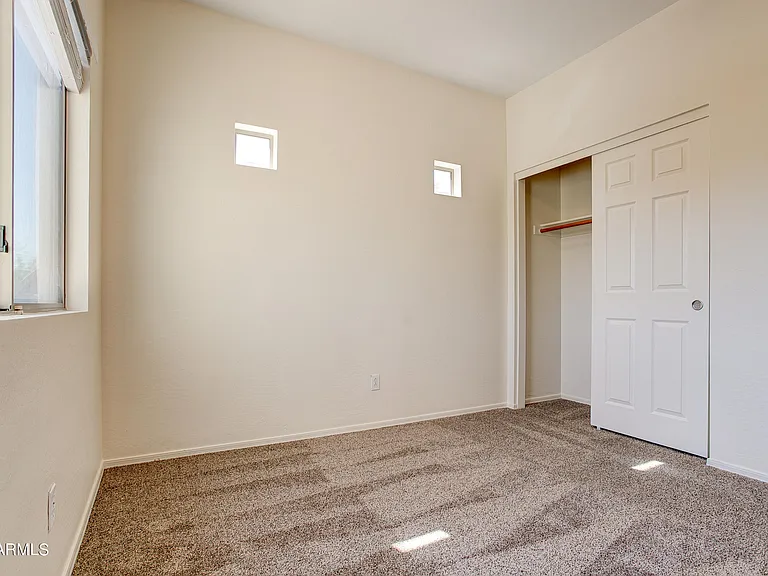 9928 W Chipman Rd — Photo 21