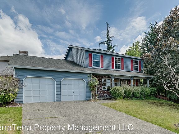 2nd image of 1806 136th Pl SE