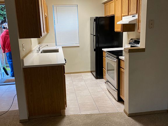 4th image of 1939 S I St APT B