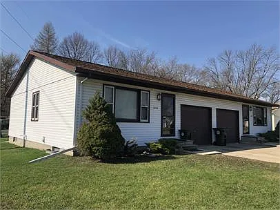 1407 Robin Rd — Photo 1