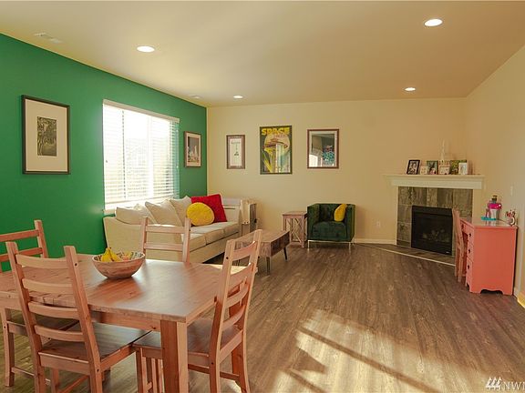 5th image of 8026 152nd Street Ct E