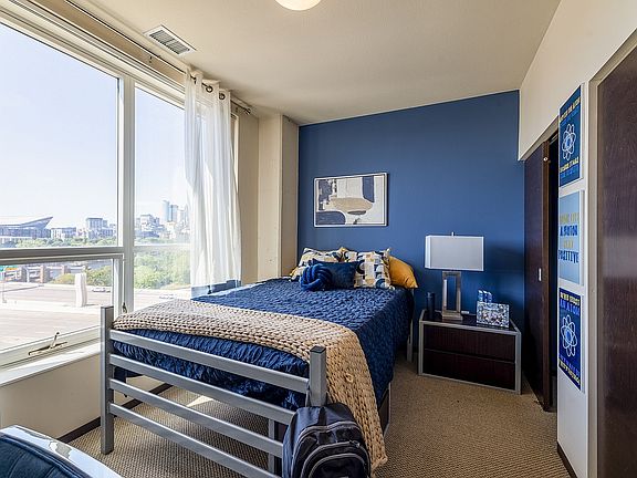 3rd image of 930 University Ave SE #2-6903