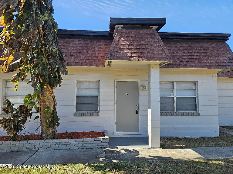 18 North Ct #A — Photo 1