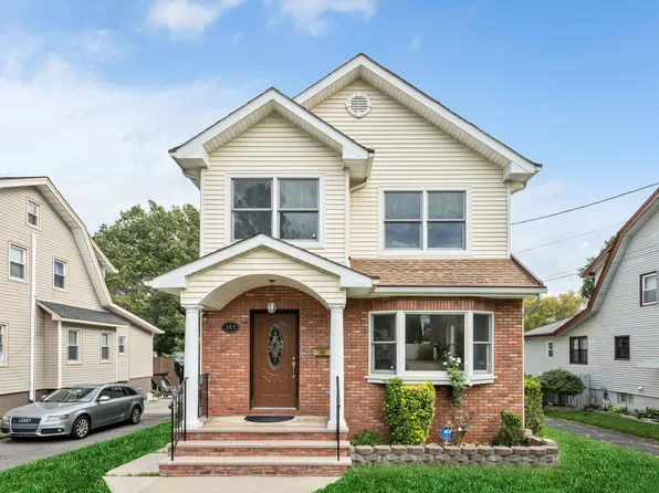 303 Hickory St, Teaneck, NJ 07666
